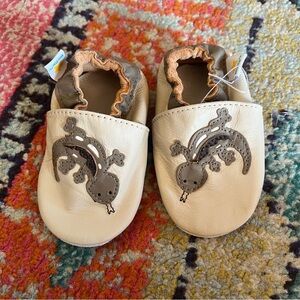 Mini star genuine leather baby shoes size 6-12 m